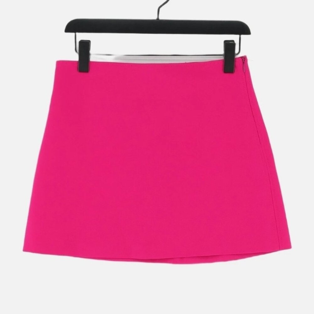 NWT ZARA Fuchsia Skirt Size M